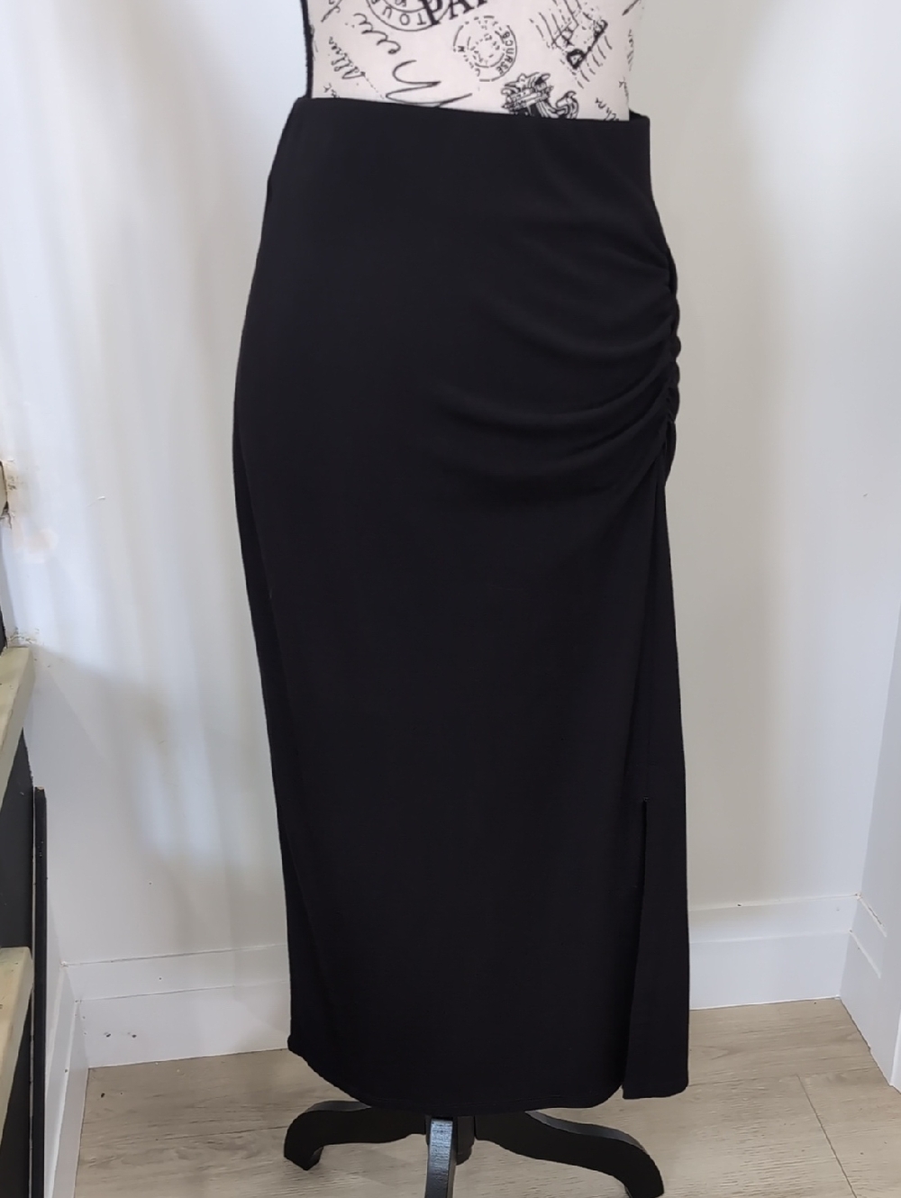 ELLA BY RAFAELLA | Women's Black Ruched Front Side Slit Fitted Midi Skirt